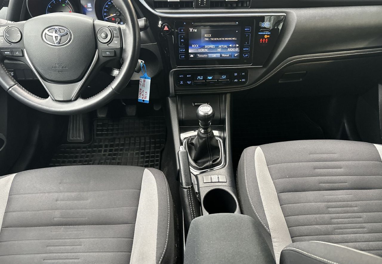 Zunanja slika - Toyota Auris - SLO-SPORT-KAMERA-TEMPOMAT-2xKLIMA-12 MESEČNO JAM. - 9