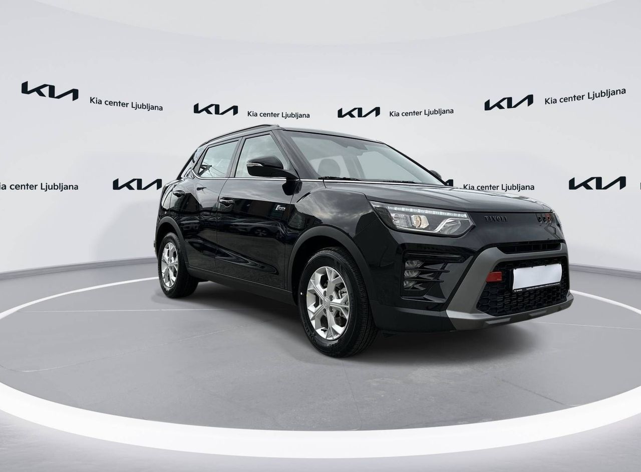 Zunanja slika - SsangYong Tivoli - 1.5 T-GDi Fresh 2WD M T... - 3