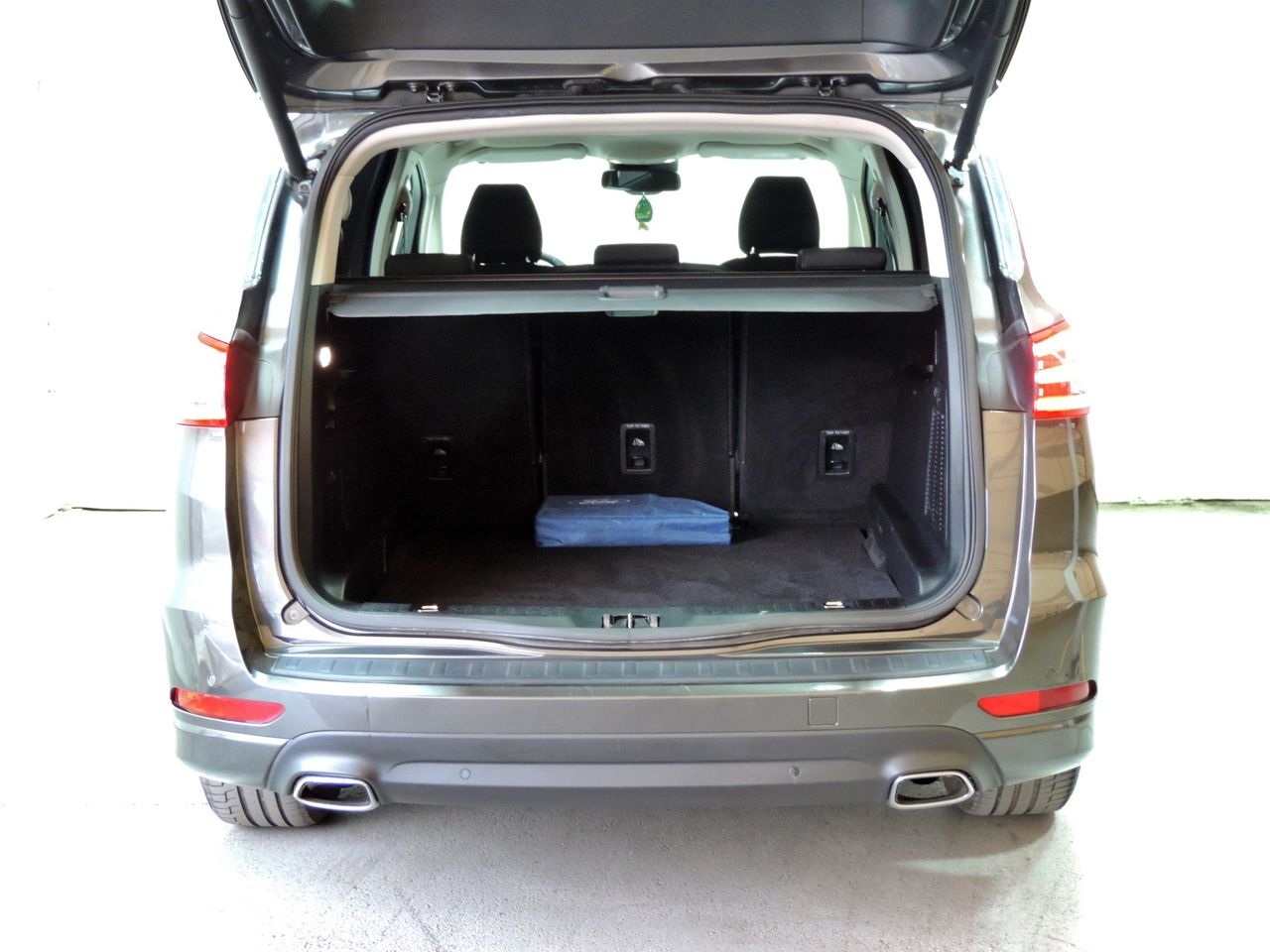 Zunanja slika - Ford S-MAX - 2.0 EcoBlue 140 kW FWD Titanium AVT. - 20