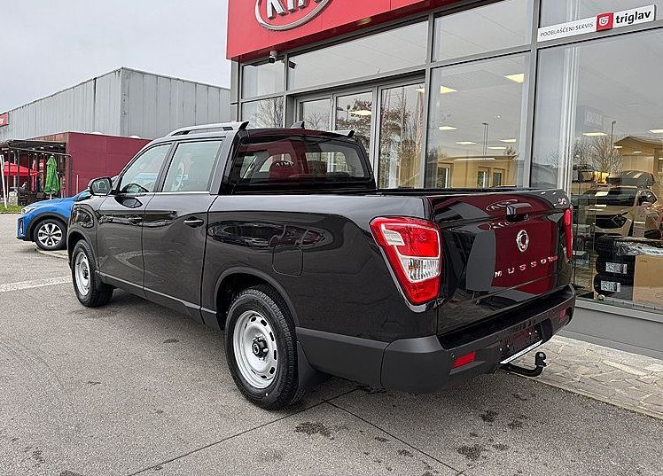 Zunanja slika - SsangYong Musso - Grand 2.2 XDi Active+ 4WD M T - 4