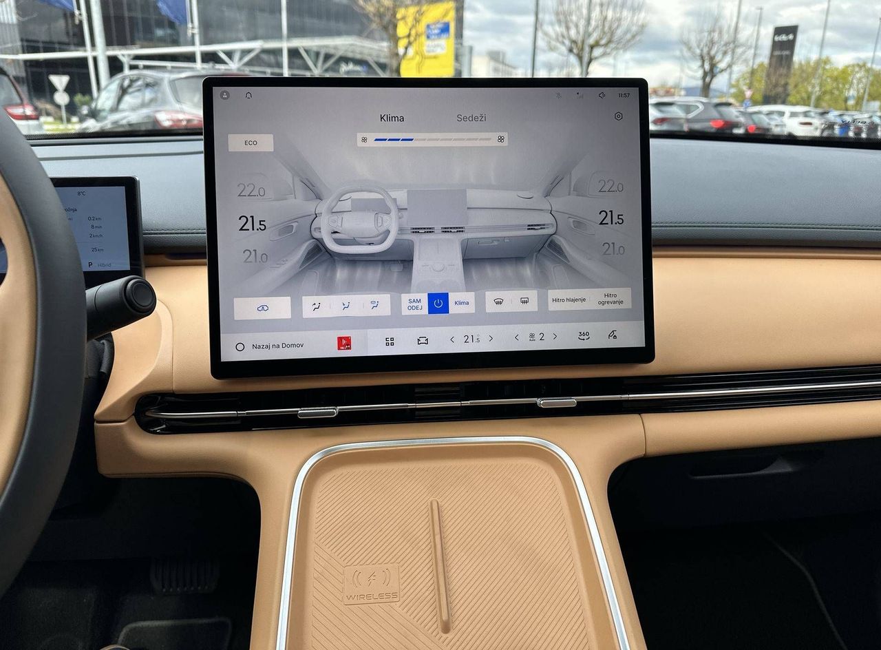 Zunanja slika - Geely StarRay EM-i - Plug-In Hybrid 1.5 Max Avt. - 16