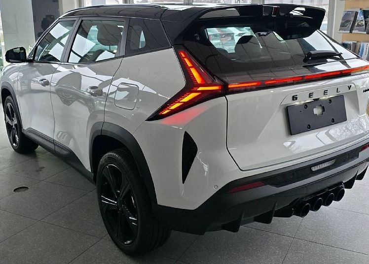 Zunanja slika - Geely Cityray - 1.5 7DCT FWD GF+ Sport - 3