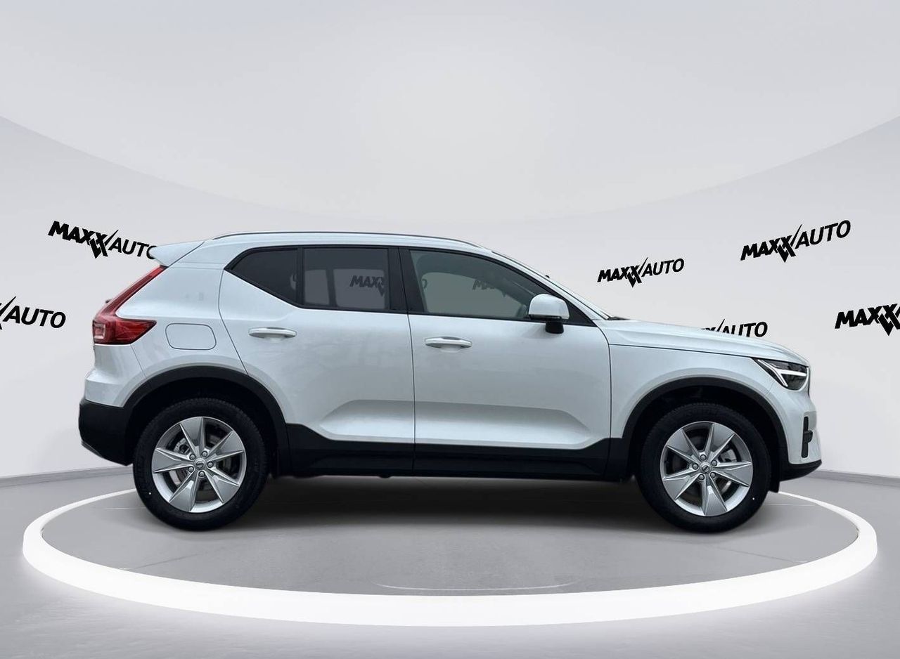 Zunanja slika - Volvo XC40 - B3 P Core AT DCT - 3