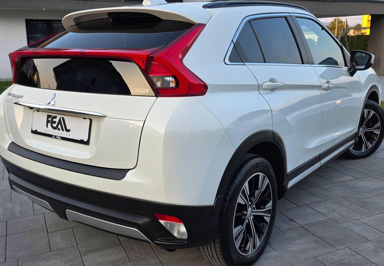 Zunanja slika - Mitsubishi Eclipse Cross - 2.2D-4X4-AVT-KEYLESS GO-LED-KAMERA 360-ACC-18COL.. - 3