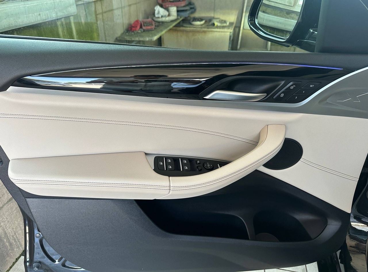 Zunanja slika - BMW X4 - serija : xDrive30d M PAKET FULL LED NAVI PDC USNJE - 10