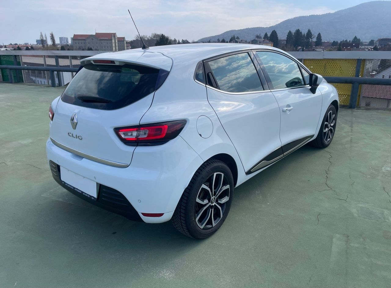 Zunanja slika - Renault Clio - Intens 1.2 16v 2XPDC.LED.DELNO USNJE. - 6