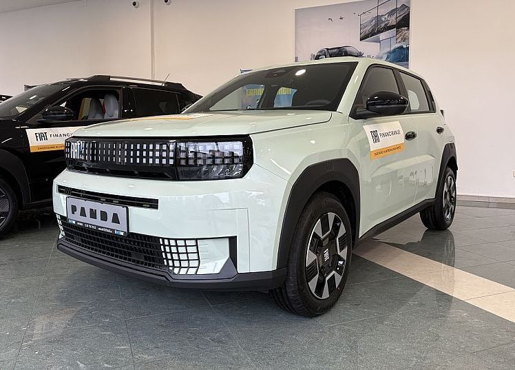 Zunanja slika - Fiat Grande Panda - 1.2 T-Gen3 110 AT 6 Icon - 1