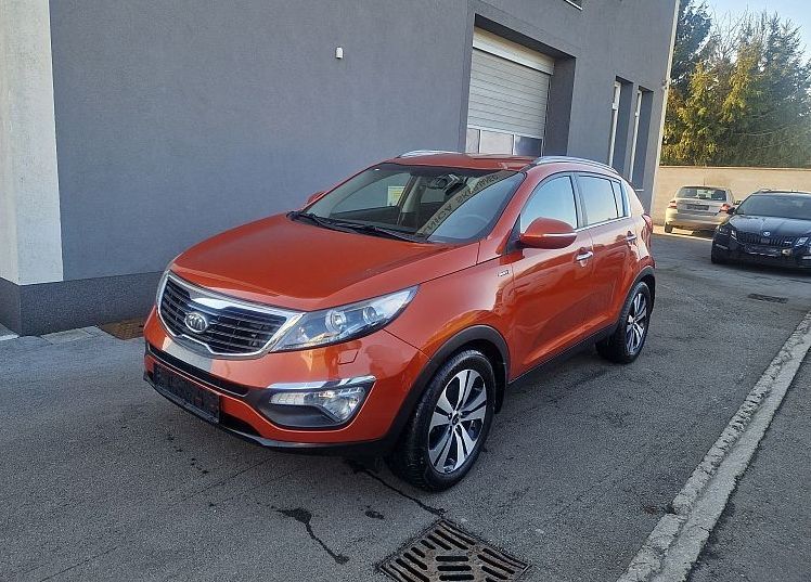 Zunanja slika - KIA Sportage - 2.0 CRDi 100kW Limited AWD - 1