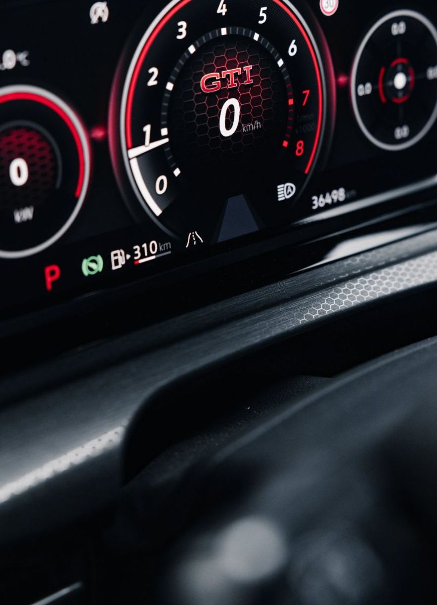 Zunanja slika - VW Golf - 2.0 TSI GTI ClubSport - 19 COL - IQLED - Alkantara - 16