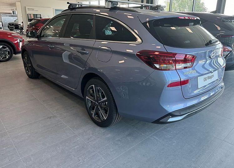 Zunanja slika - Hyundai i30 Wagon - 1.5 T-GDI FL II 140 MHEV PREMIUM SMART WINTER ECM - 7