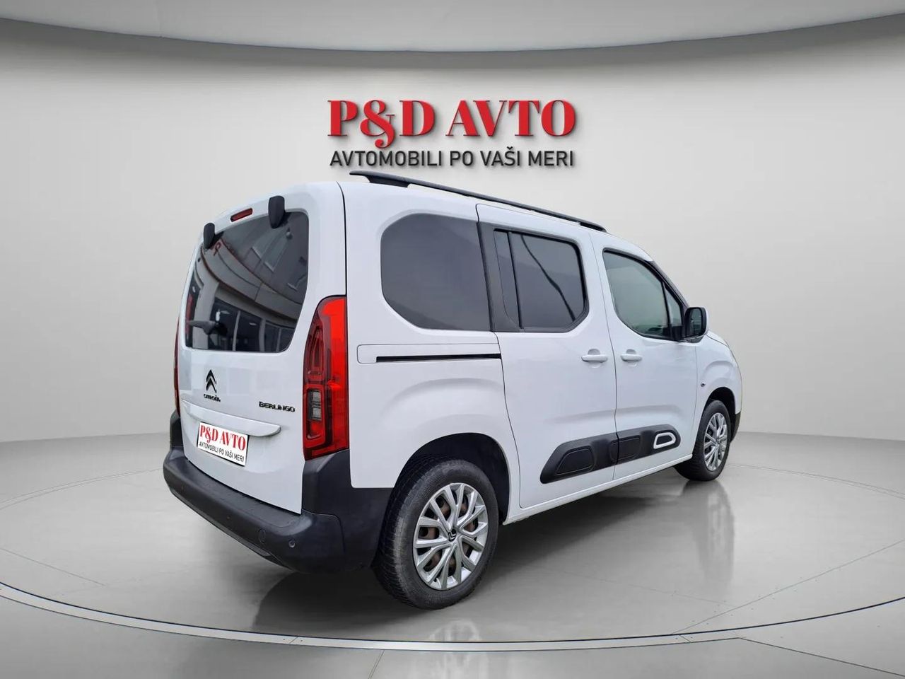 Zunanja slika - Citroën Berlingo - 1,5 BlueHDi 130 S&S Shine M - 6