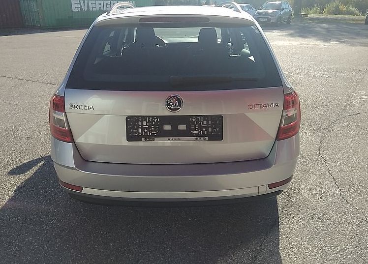 Zunanja slika - Škoda Octavia - 2.0 TDI Ambition 110 kW -2- - 4