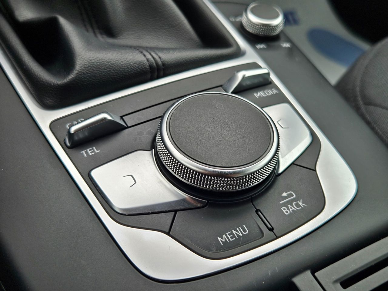 Zunanja slika - Audi A3 - 1,4 TFSI CoD ultra Ambiente - 12