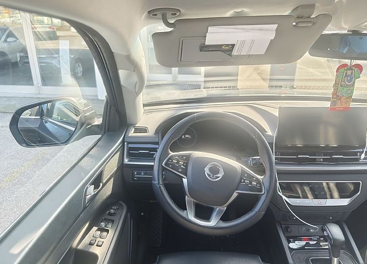 Zunanja slika - KG Mobility Musso - VENTURE 2.2 4WD TD AVTOMATIK - 10