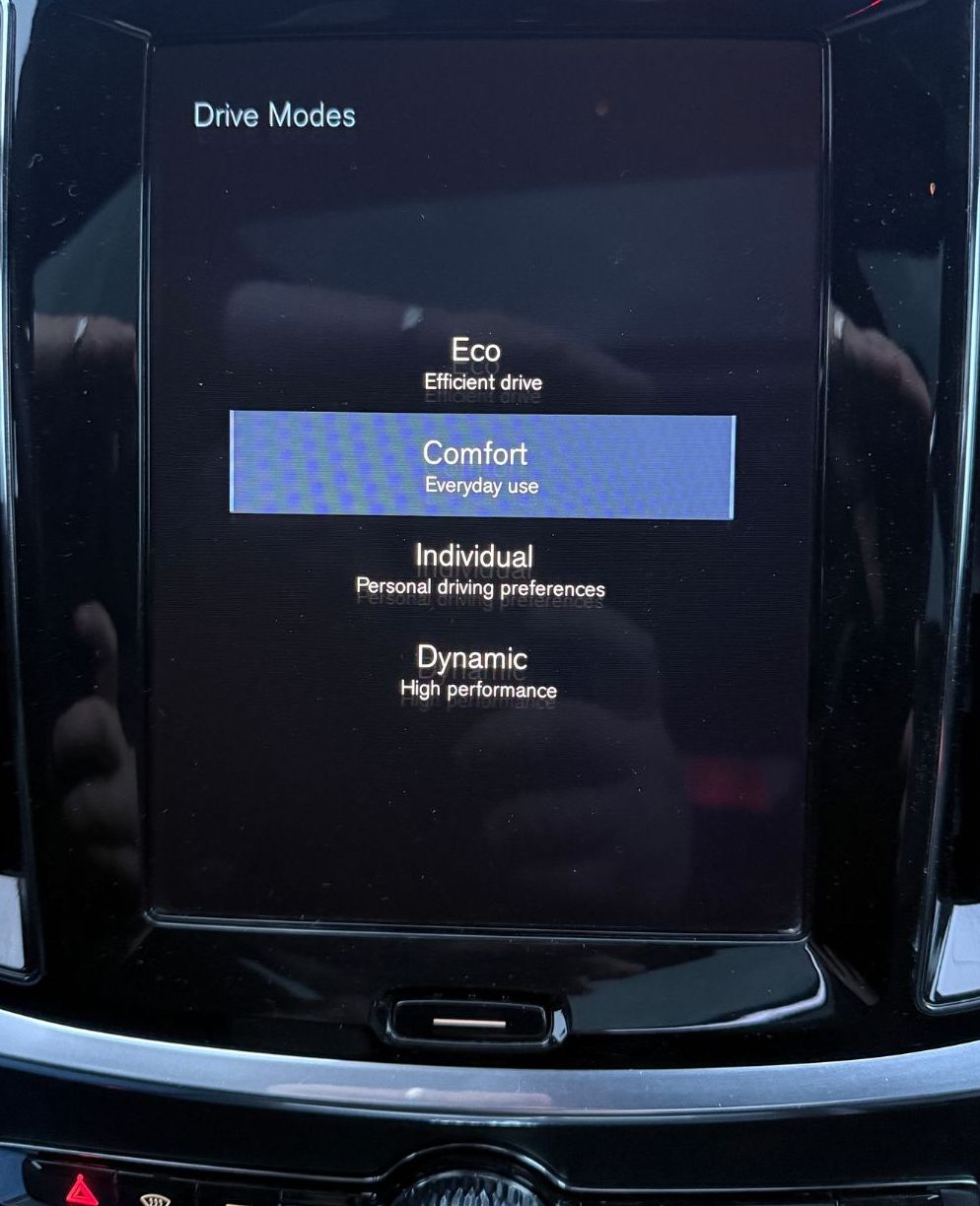 Zunanja slika - Volvo V60 - D4 PANO-FullLED-Usnje-KAM-Mkot-PDC-Gretje-KljukaDE - 14