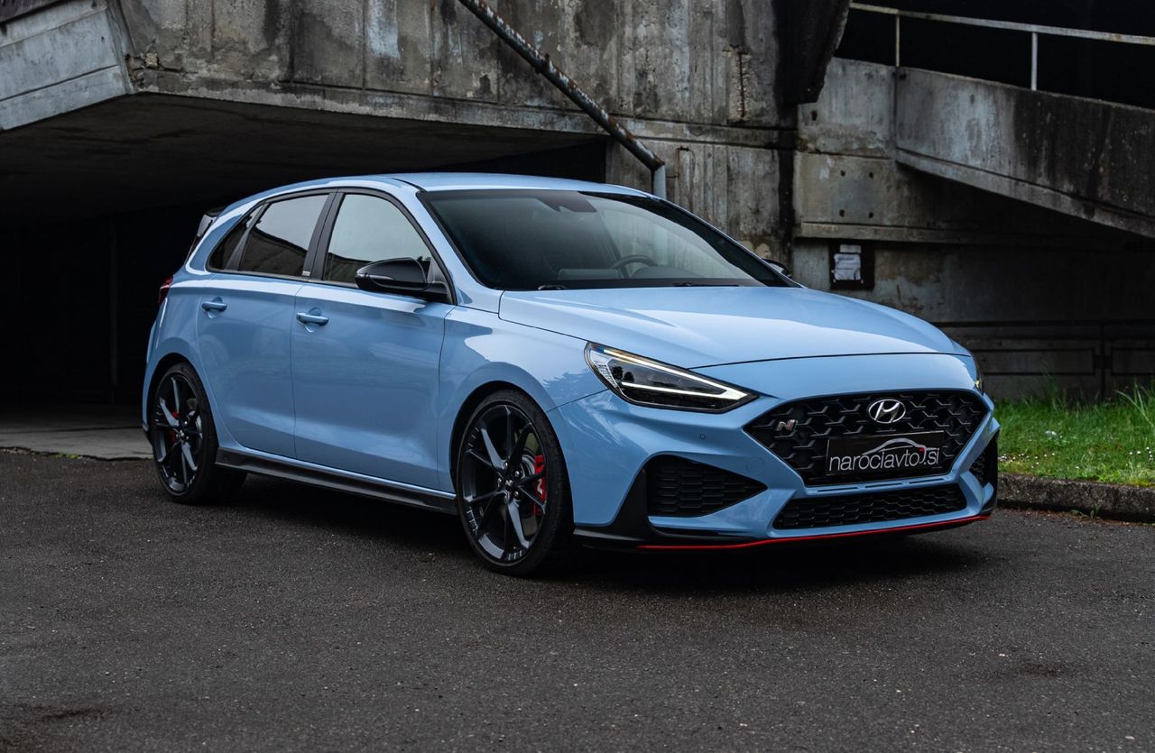 Zunanja slika - Hyundai i30 - N Performance - LED - Kamera - Avtomatik - Keyless - 2