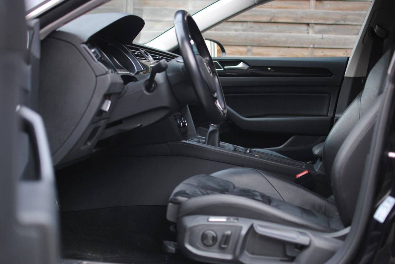 Notranja slika - VW Arteon - 2,0 TDI BMT Elegance DSG - 21