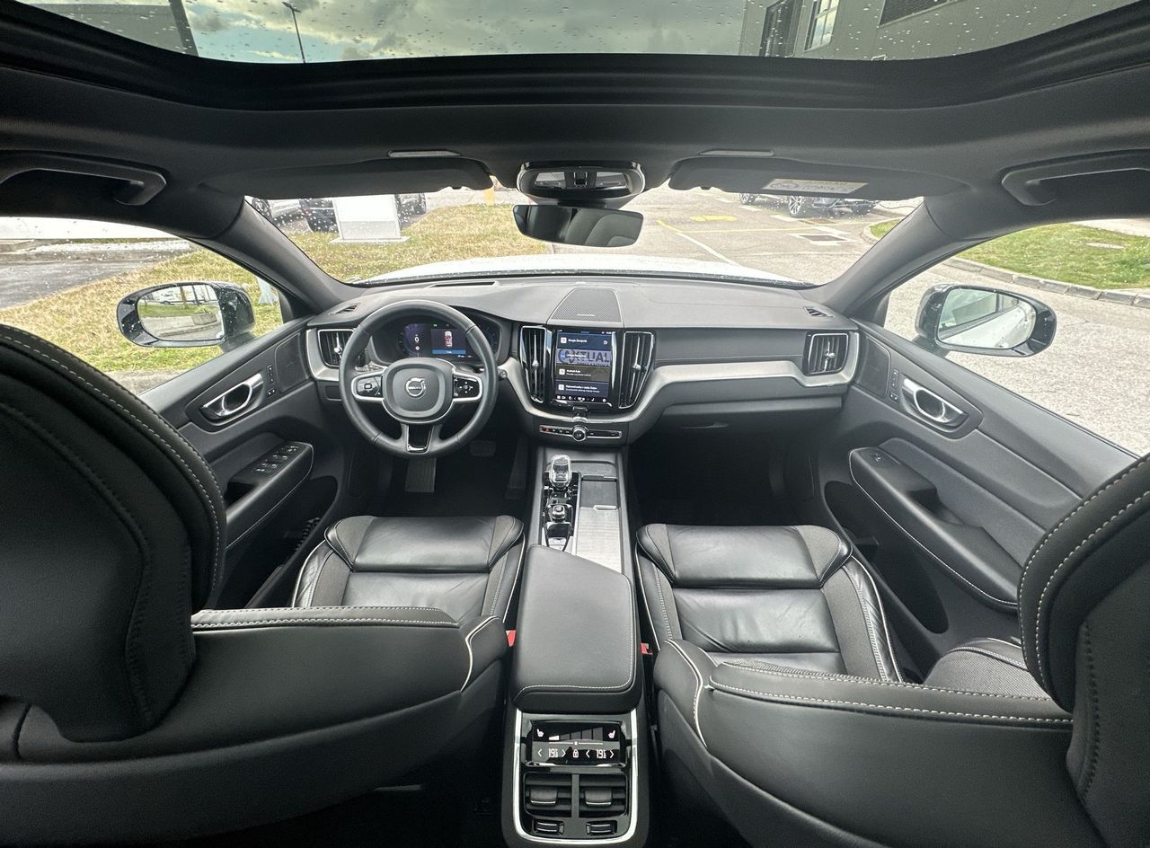 Zunanja slika - Volvo XC60 - B5 D Ultimate Dark AT AWD - 13