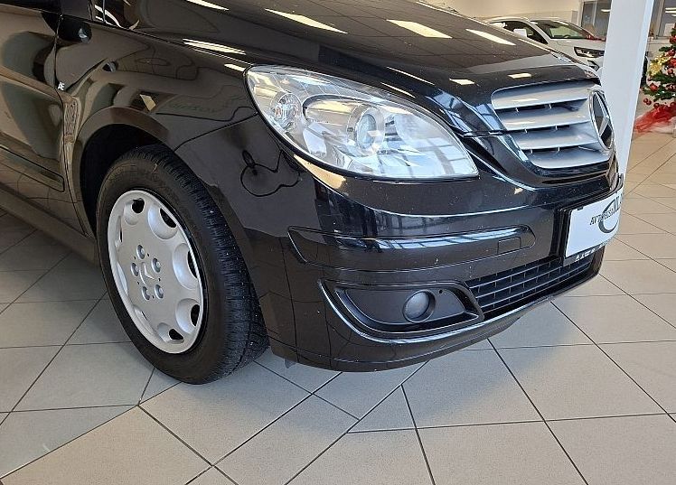 Zunanja slika - Mercedes-Benz B-Razred - B 180 CDI AUT.-HITRI KREDIT-ODLIČEN- - 17