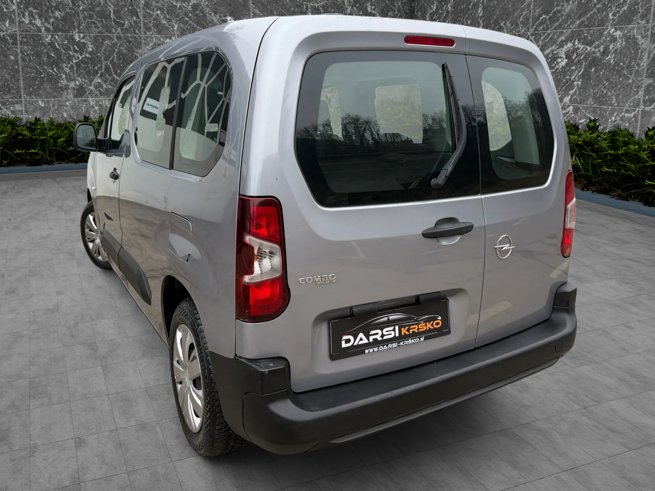 Zunanja slika - Opel Combo - Life 1,2 L1H1 Enjoy Start/Stop - 8