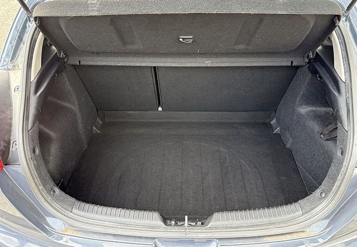 Zunanja slika - KIA Ceed - 1.4 CVVT LX Fun - KOT NOV - 9