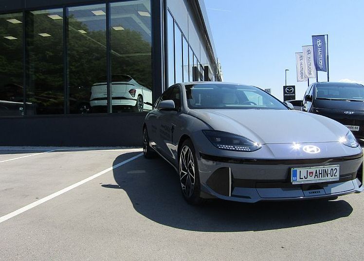 Zunanja slika - Hyundai Ioniq 6 - 77kWh IMPRESSION AWD+USNJE+Alu 20+SUBVN. - 2