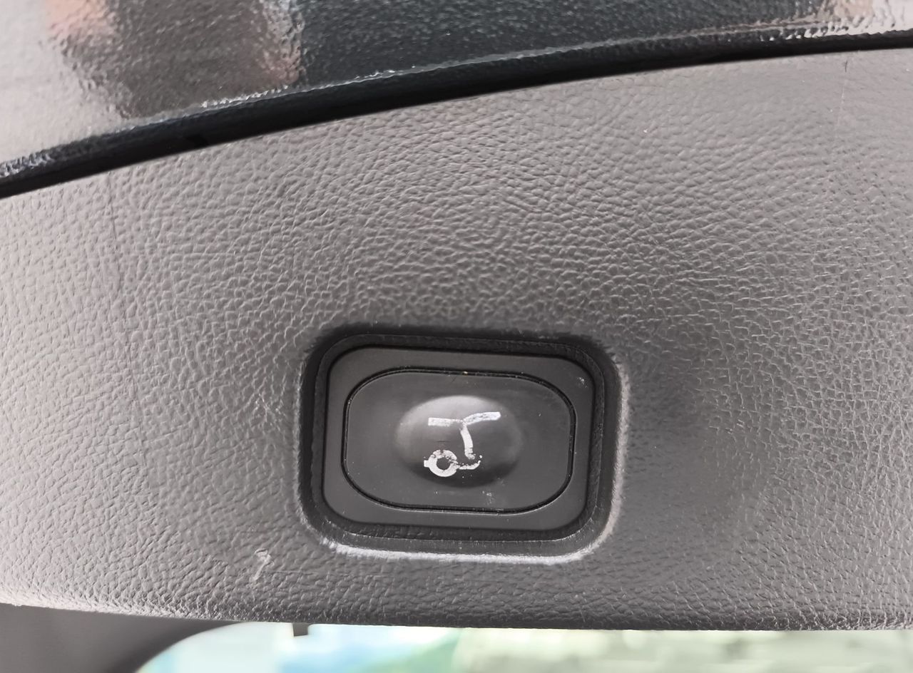 Zunanja slika - Ford Mondeo - 2.0TDCi ST LINE180PS-AWD-1.LAST.-LED-PANO-5 VRATNI - 15