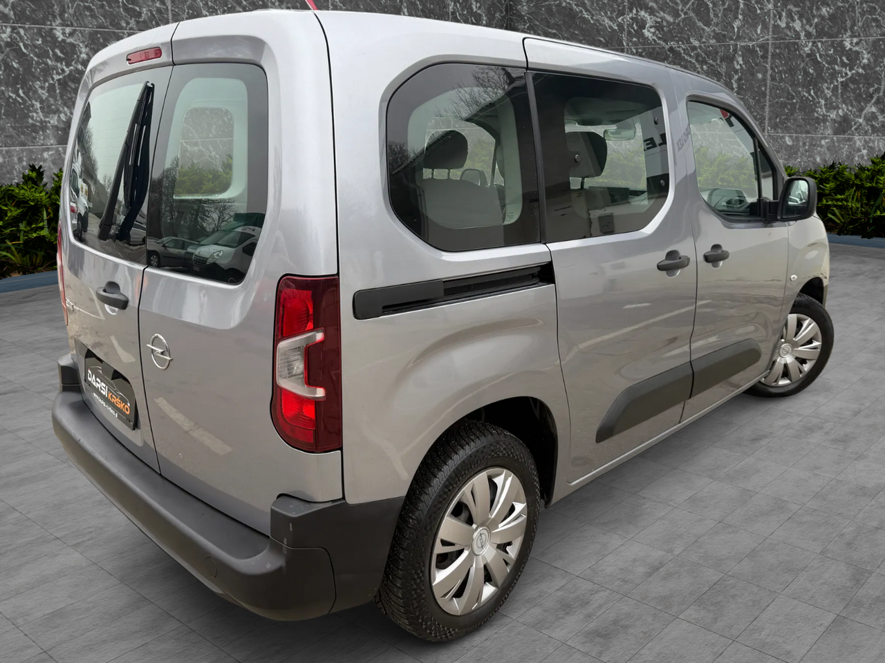 Zunanja slika - Opel Combo - Life 1,2 L1H1 Enjoy Start/Stop - 2