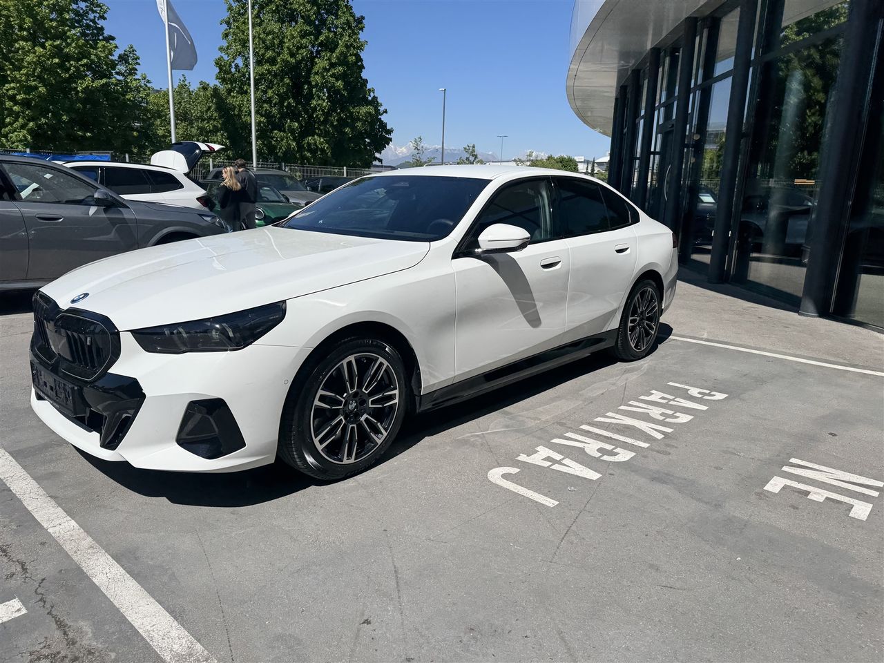 Zunanja slika - BMW i5 - xDrive40 - 5