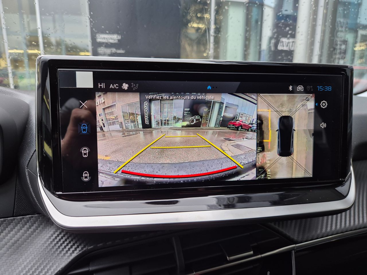 Zunanja slika - Peugeot 208 - Allure PureTech 100 - DARILO - 3