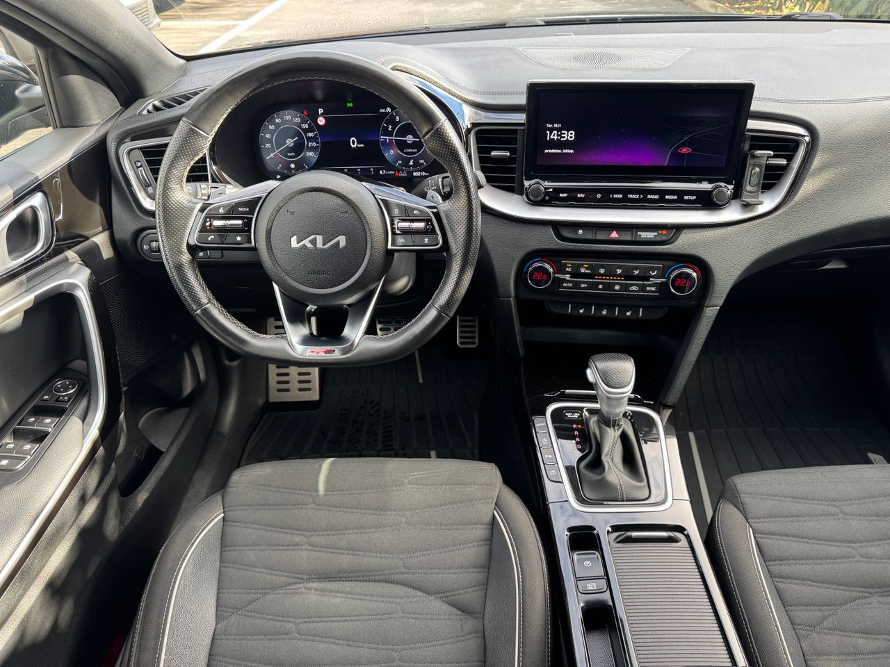 Notranja slika - KIA Ceed - KIA - 7