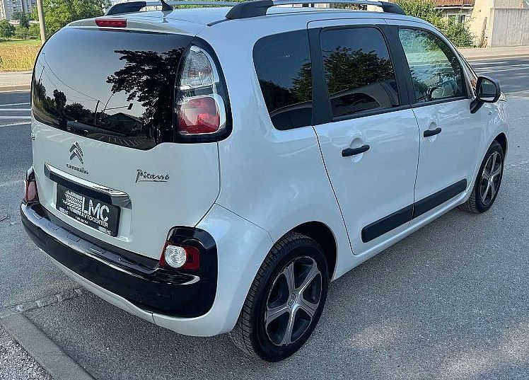 Zunanja slika - Citroën C3 Picasso - 1.2i 110ks °OPRAVLJEN VELIK SERVIS°  °1-UPORABNIK° - 4