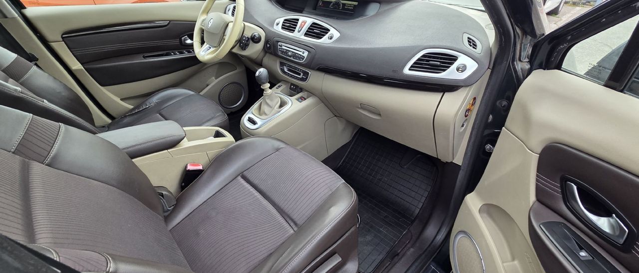 Zunanja slika - Renault Scénic - Scenic  1.9 dCi Privilege - 7