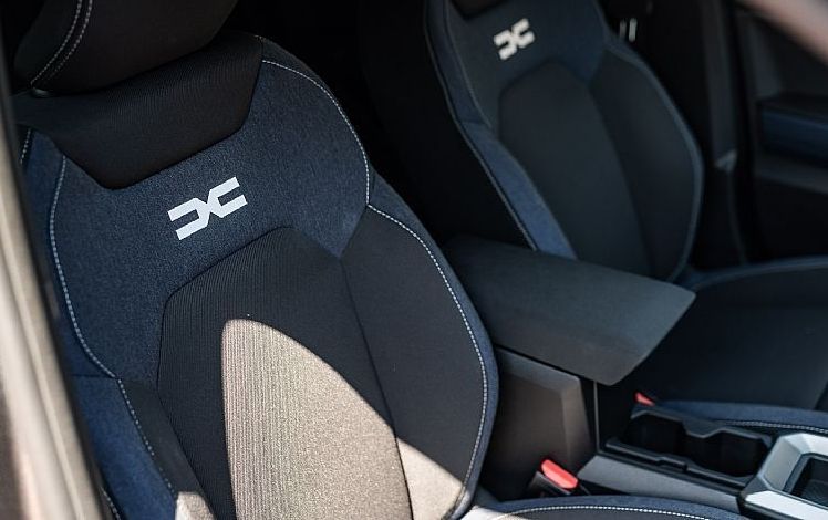 Zunanja slika - Dacia Duster - 1.2 TCe 130 JOURNEY 4x4 - 14