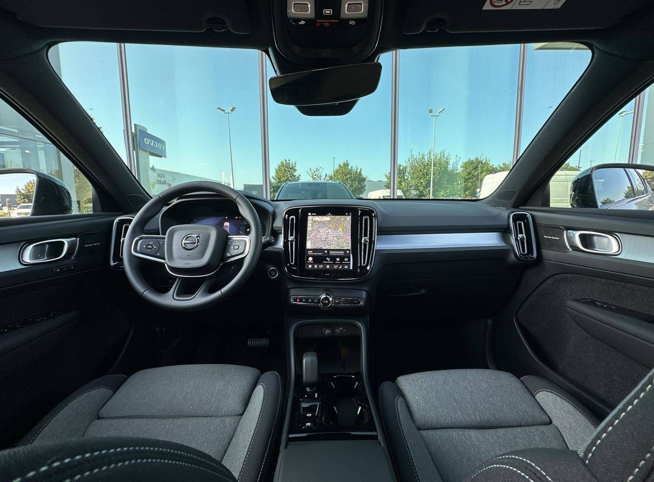 Zunanja slika - Volvo XC40 - B3 P Plus Dark AT DCT... - 20