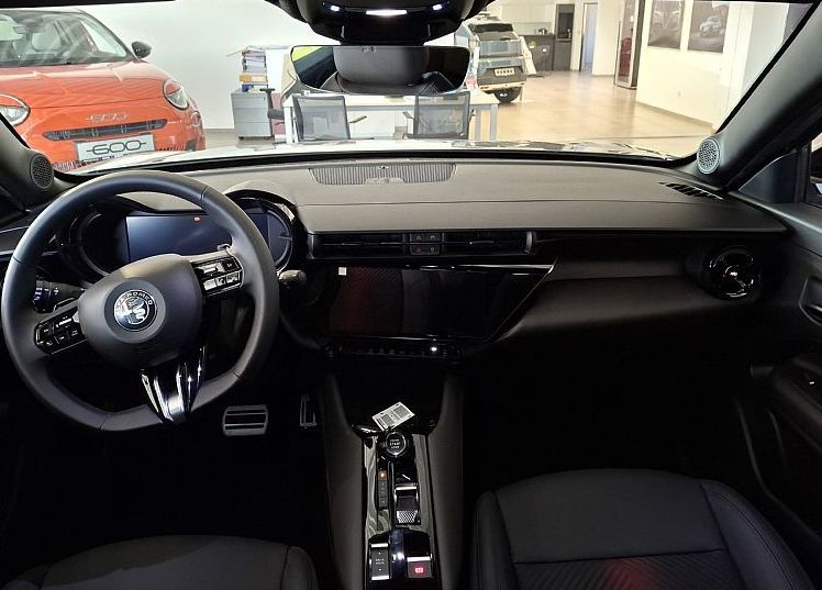 Zunanja slika - Alfa Romeo Junior - 1.2 E-DCT6 MHEV 145 KM Speciale - 8