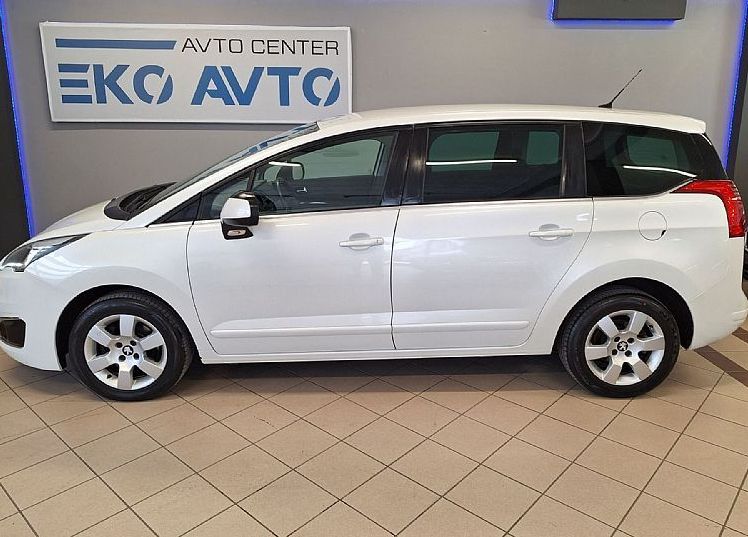 Zunanja slika - Peugeot 5008 - ACTIVE 1.6 HDI KREDIT BREZ POLOGA ODLIČNO OHRANJ - 8