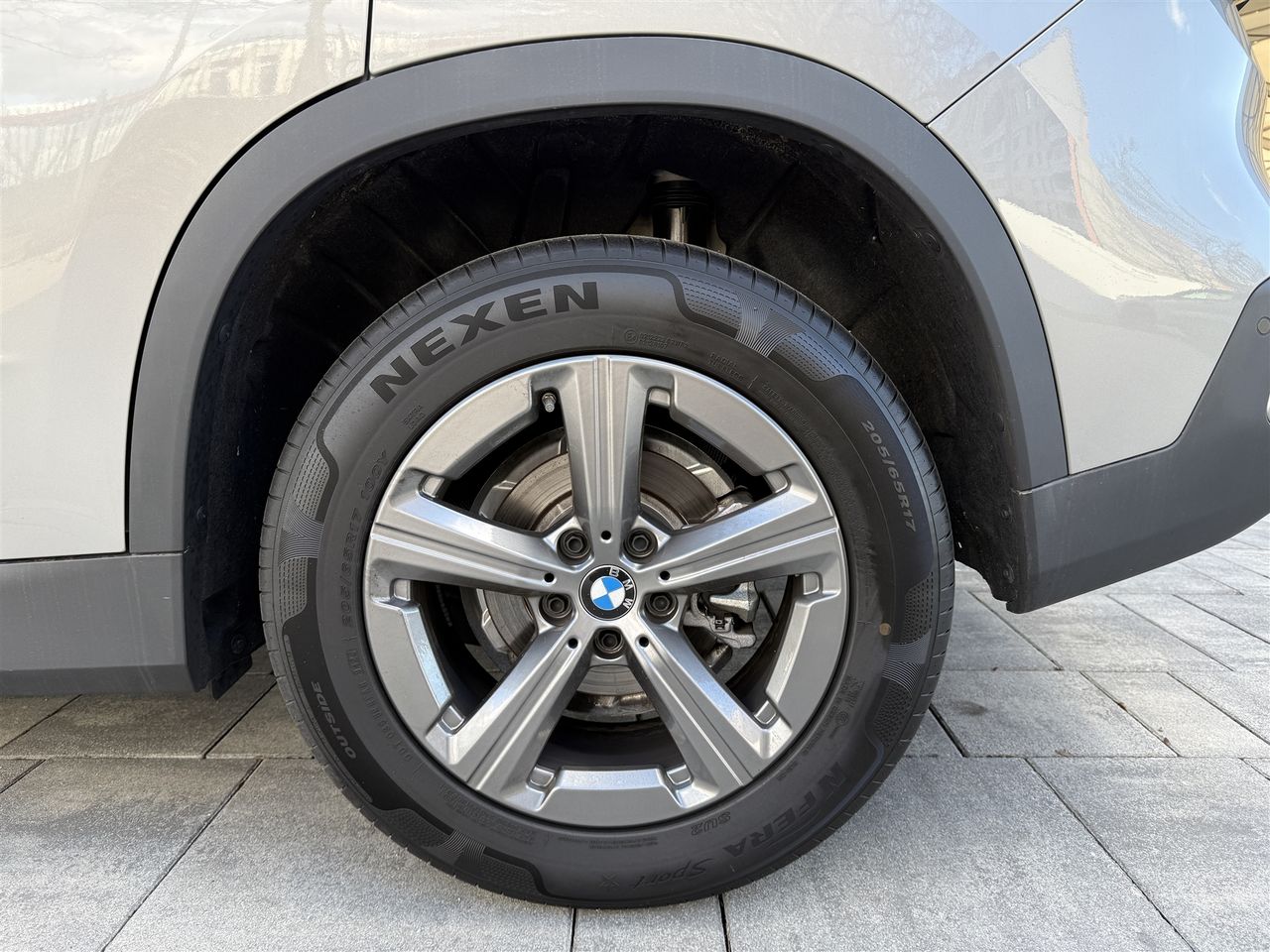 Zunanja slika - BMW X1 - sDrive18d - 5