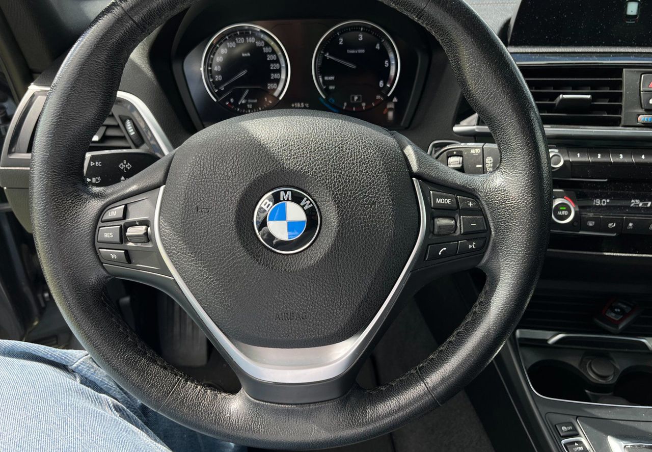 Zunanja slika - BMW Serija 1 - : 116d Sport Line AVT. LED. PANO. 2X PDC. TEMPOM. - 14
