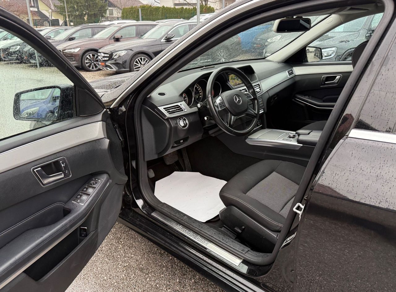 Zunanja slika - Mercedes-Benz E-Razred - E 200 BlueTEC ELEGANCE AUT. LED NAVI TEMPOMAT - 12