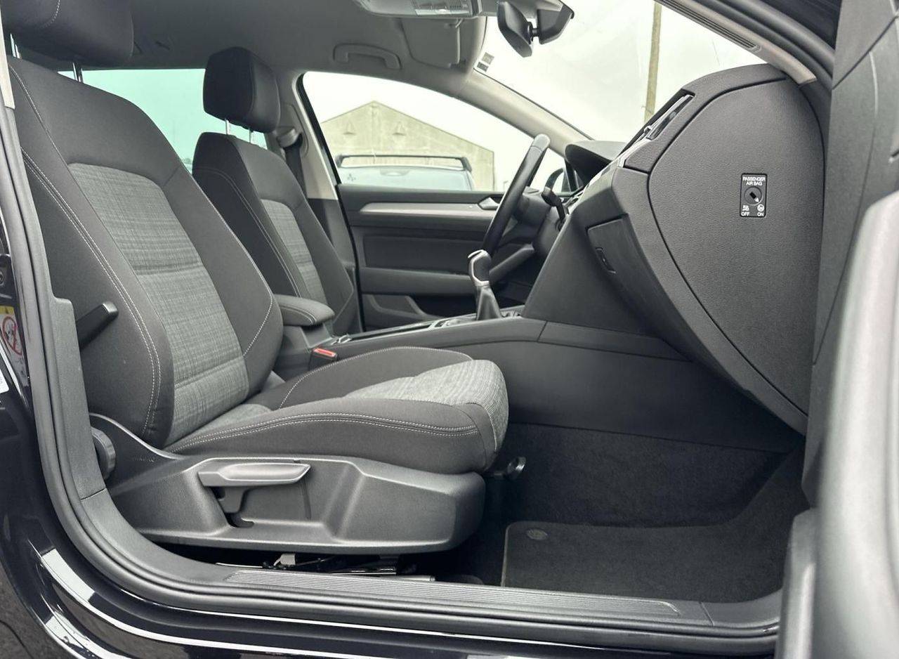 Zunanja slika - VW Passat - Variant 2.0 TDI Business ACC-KAMERA-GRETJE.SED+VOLAN - 12