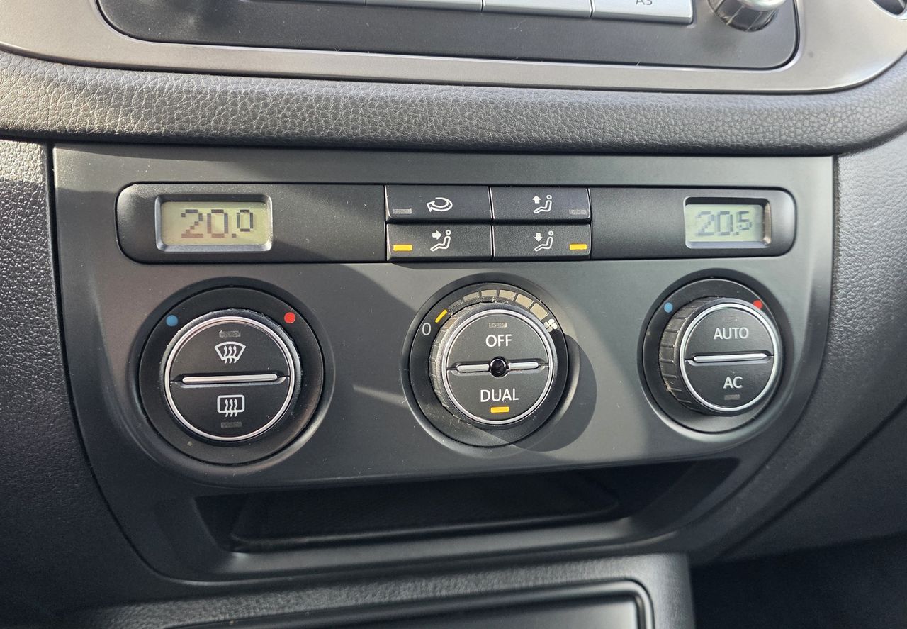 Zunanja slika - VW Tiguan - 2,0 TDI 4motion SLO KLJUKA PARK ASSIST ALU... - 12