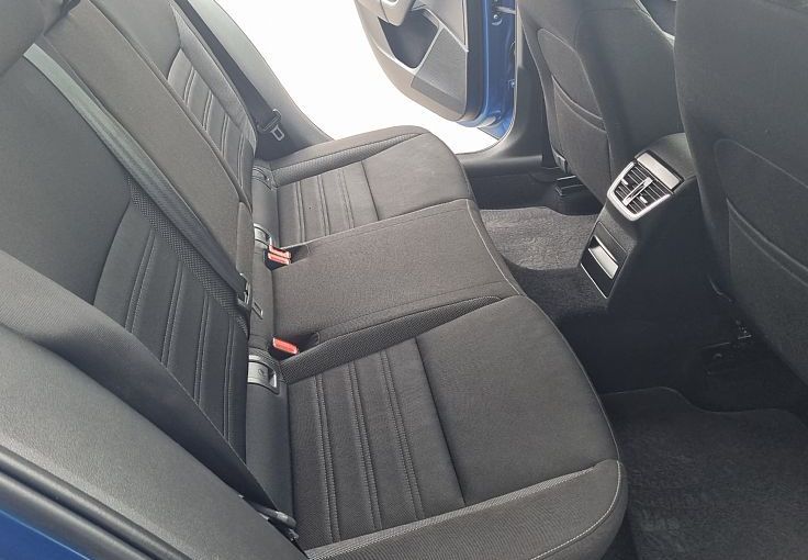 Zunanja slika - Škoda Octavia - Combi 2.0 TDI Ambition DSG 1.LASTNIK. SERVISNA - 9