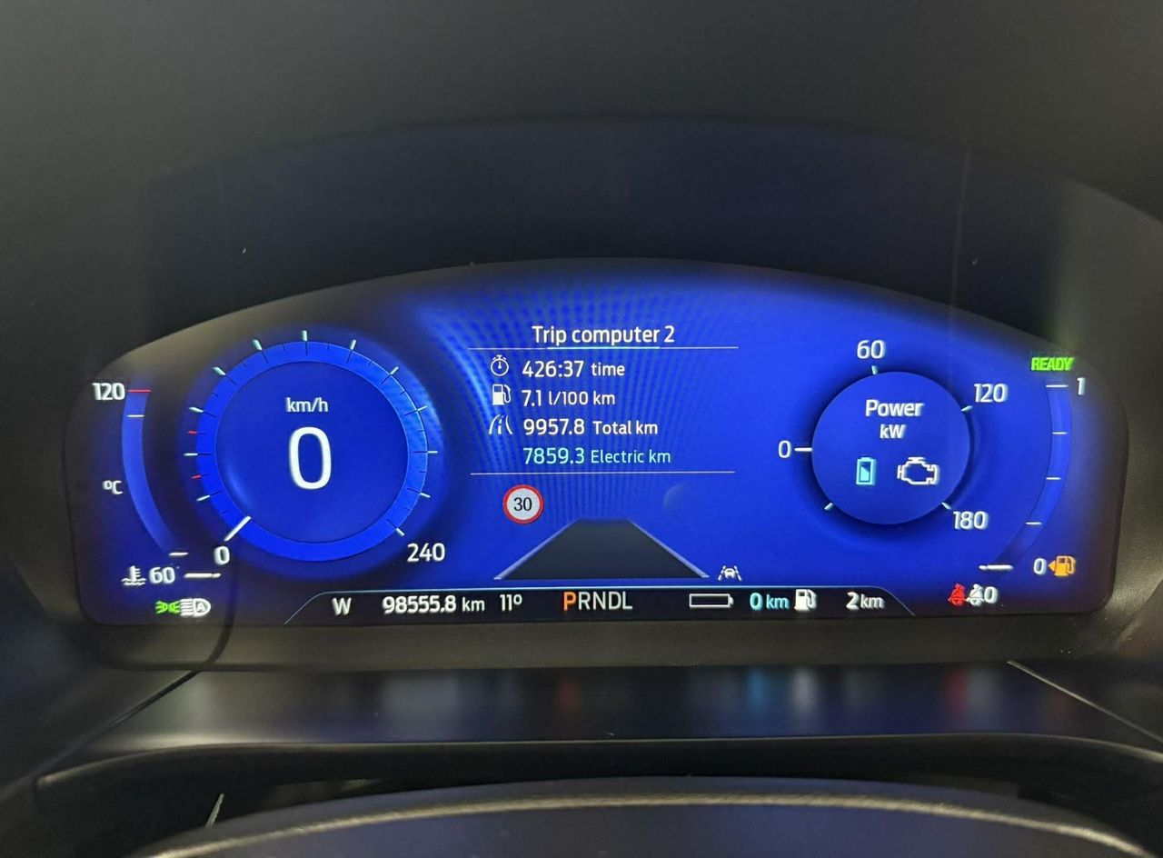 Zunanja slika - Ford Kuga - 2.5 Vignale.NEMŠKI+4ALU.KAMERA.PANORAMA.KLUKA.LED - 19