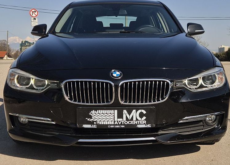 Zunanja slika - BMW Serija 3 - Touring: 320d LUXURY °Bi-XENON °ALU 17 °2. lastnik ODLIČ - 3