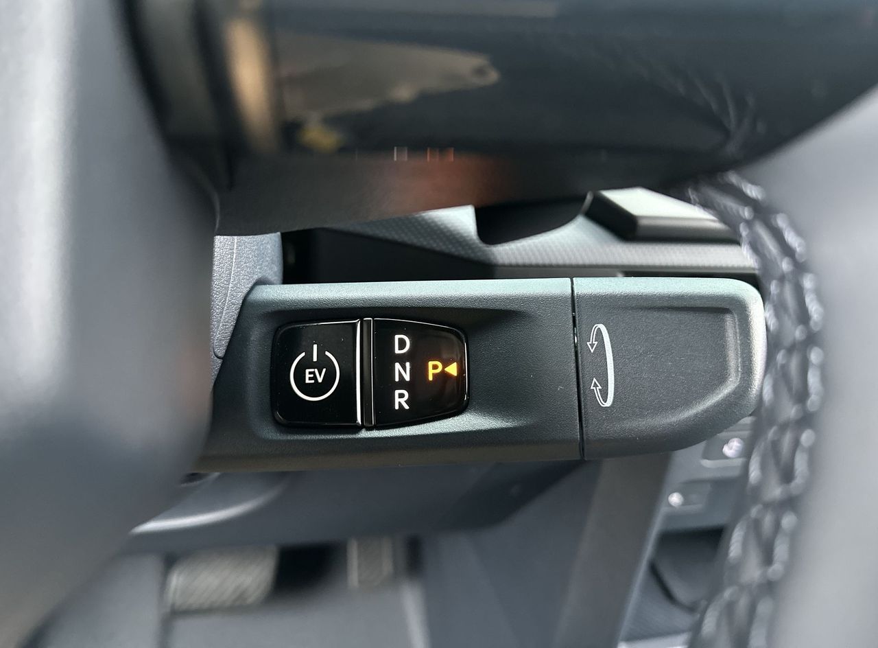 Zunanja slika - KIA PV5 - 71.2 kWh baterija 120 kW 163 KS  Quantum - 17