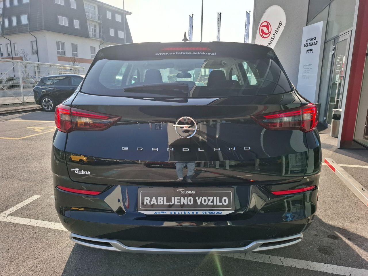 Zunanja slika - Opel Grandland X - 1.2 TURBO 96KW - 15