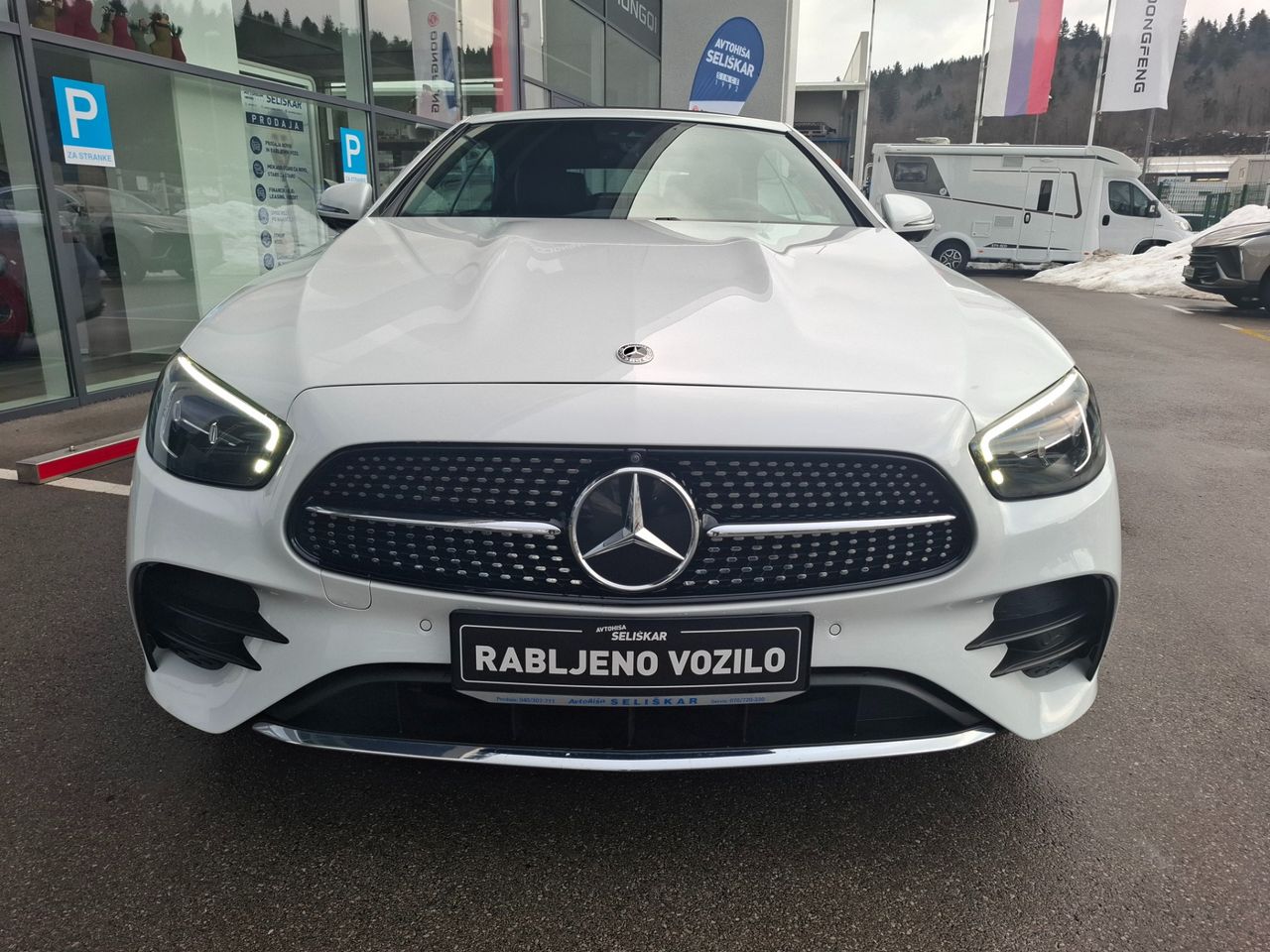 Zunanja slika - Mercedes-Benz E-Razred - E200 AMG LINE AVTOMATIK-BURMESTER HI-FI-KOT NOV - 2