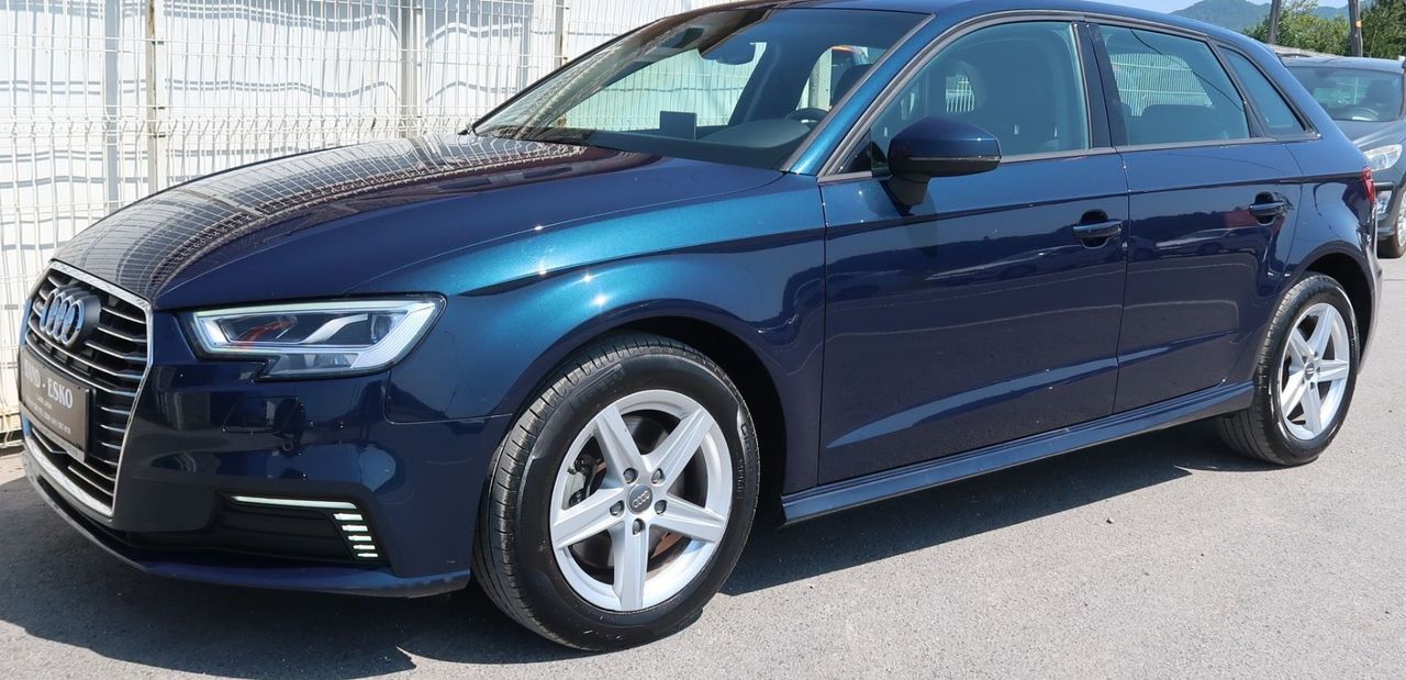 Zunanja slika - Audi A3 - 40 E-tron S-tronic-VIRTUAL-LED-NAVI-PDC - 6