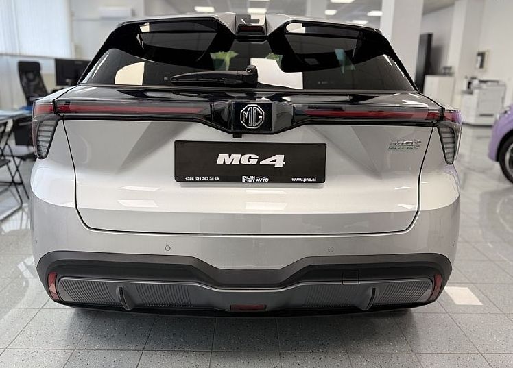 Zunanja slika - MG MG4 - TROPHY 77kWh - DODATNIH 2000€ POP. ZA PRAVNE OSEBE - 5